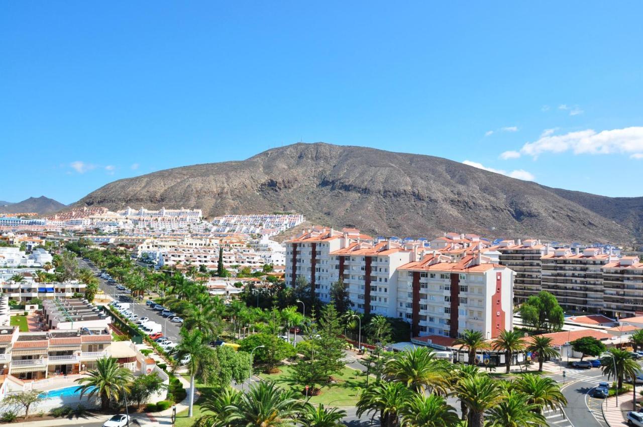 لوس كريستيانوس Comodoro المظهر الخارجي الصورة