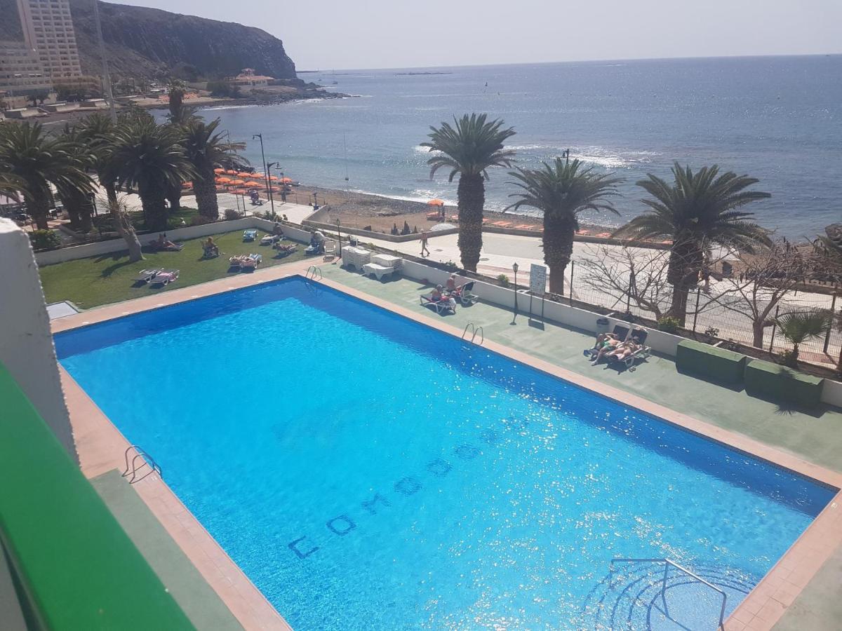 لوس كريستيانوس Comodoro المظهر الخارجي الصورة