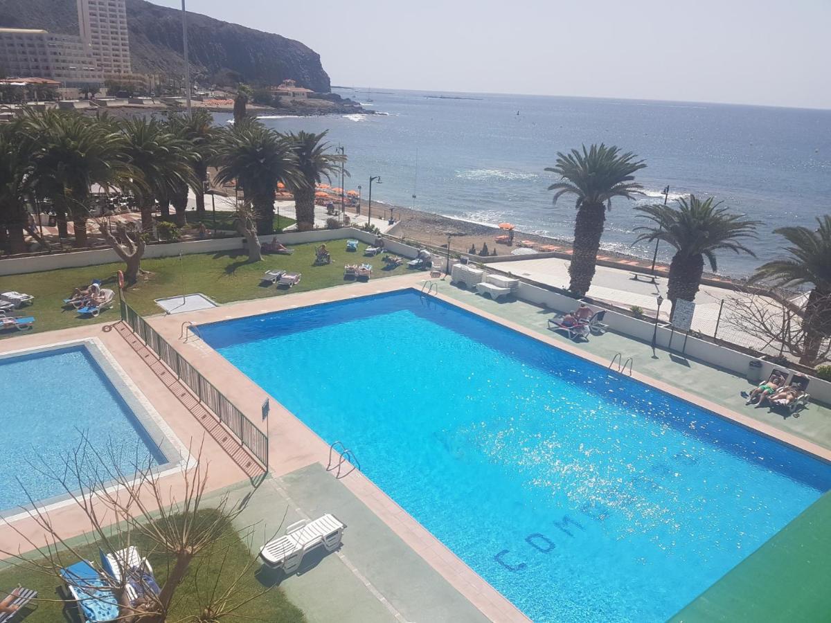 لوس كريستيانوس Comodoro المظهر الخارجي الصورة